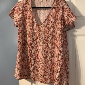Peach Love California Ladies Pink Animal Print size medium V neck Top